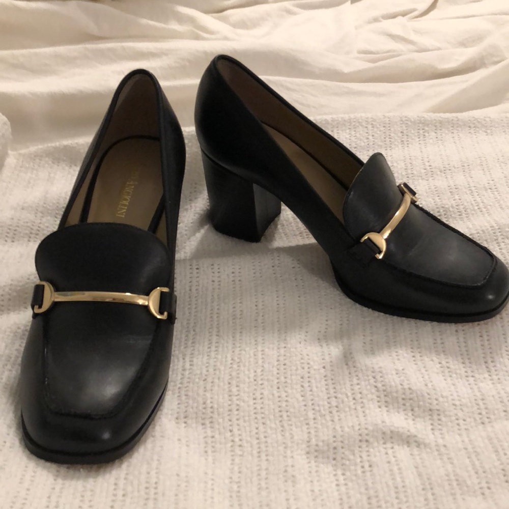 Leather heels pumps EXCELLENT condition